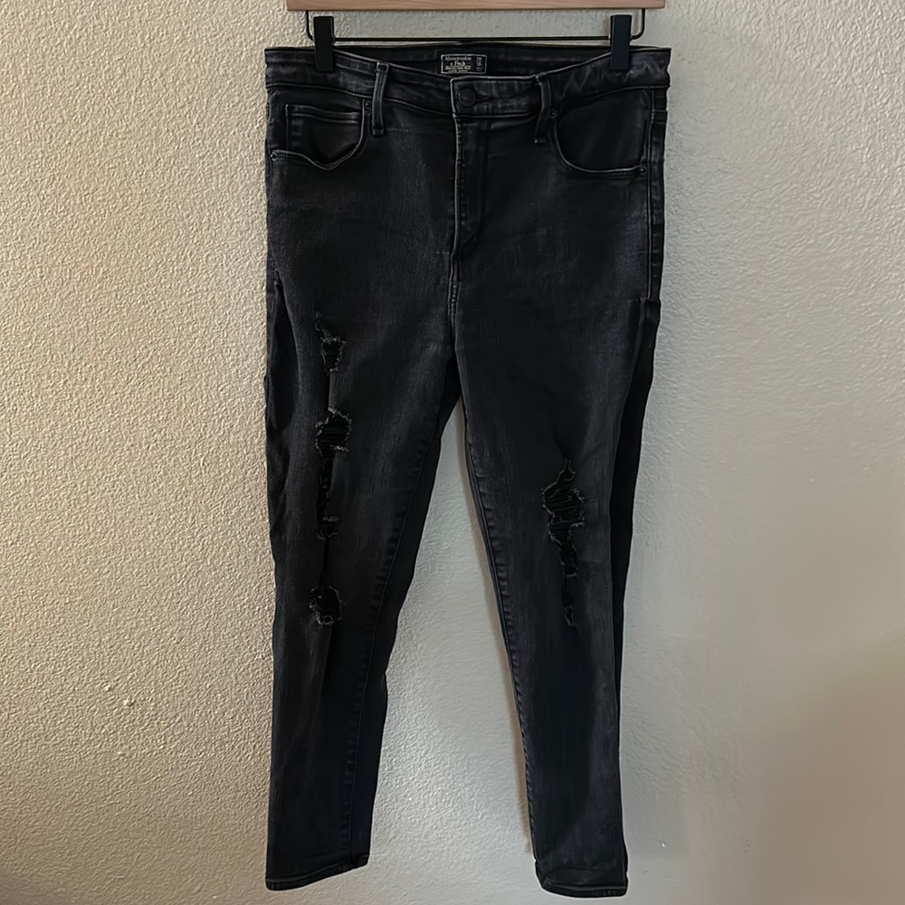 Abercrombie & Fitch Black Distressed Simone High Rise Super Skinny Jeans 10S